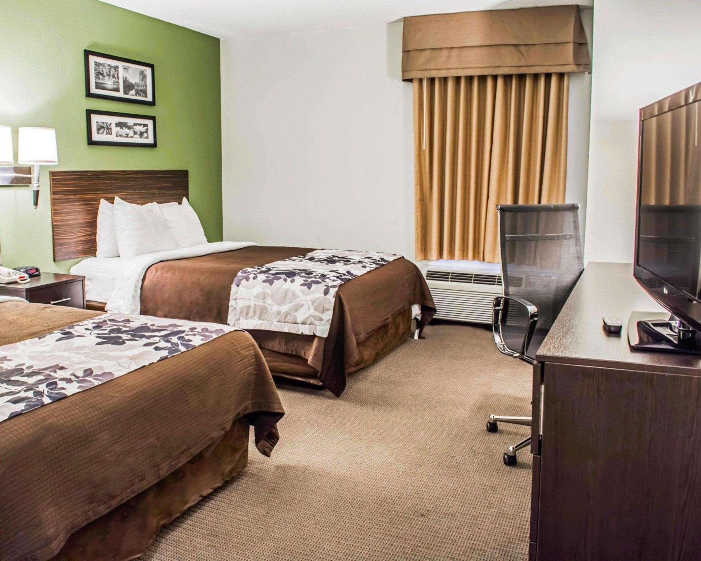 Sleep & - Petersburg South 3*